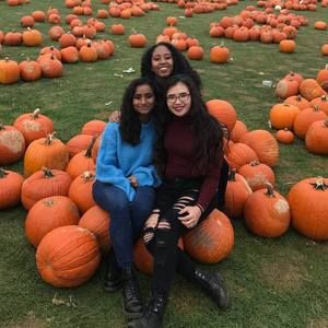 Meet your Posher, Nadia